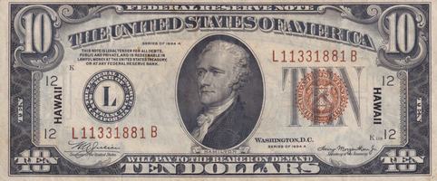 Use the arrows or slide the photo to see more