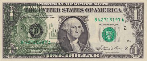 Use the arrows or slide the photo to see more