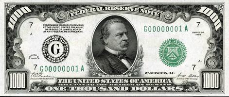 Use the arrows or slide the photo to see more