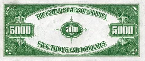 Use the arrows or slide the photo to see more