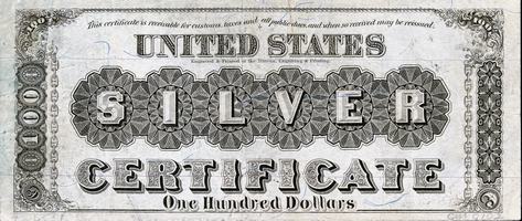 Use the arrows or slide the photo to see more